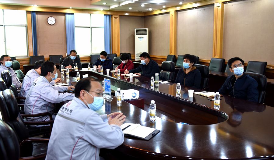 調(diào)研現(xiàn)場(chǎng)1.jpg 調(diào)研現(xiàn)場(chǎng)1.jpg