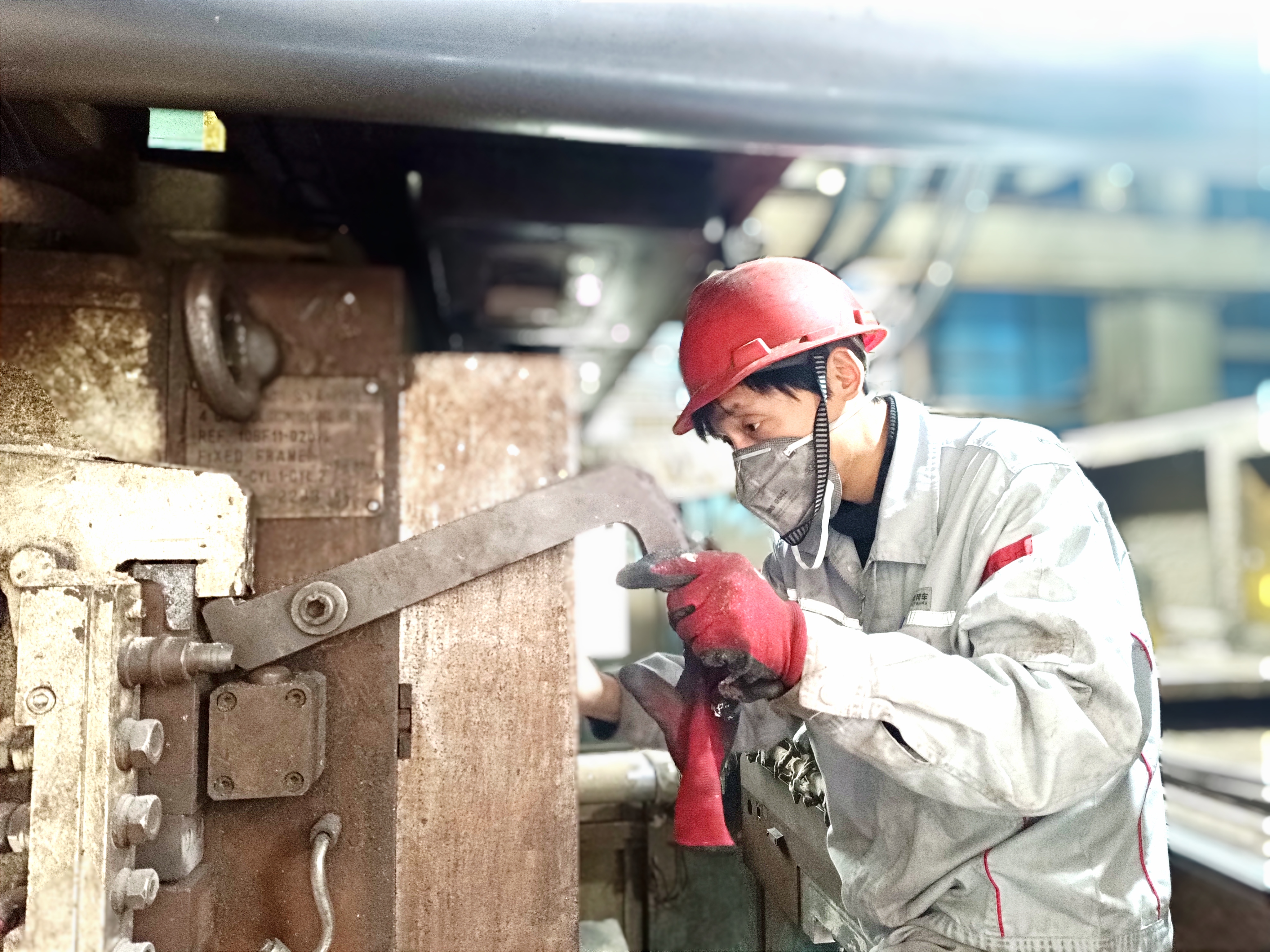 修設(shè)備.jpg 修設(shè)備.jpg